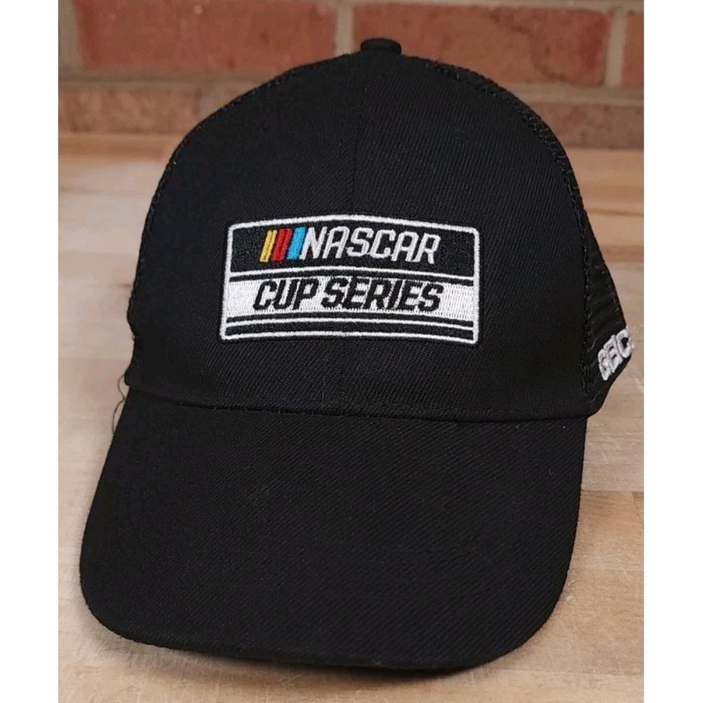 Nascar Cup Series Black Geico Trucker Snapback Hat Cap
